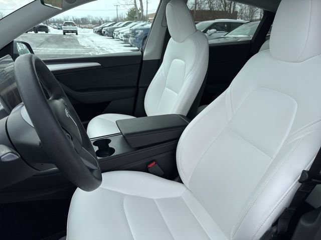 Used 2023 Tesla Model Y Long Range image 7