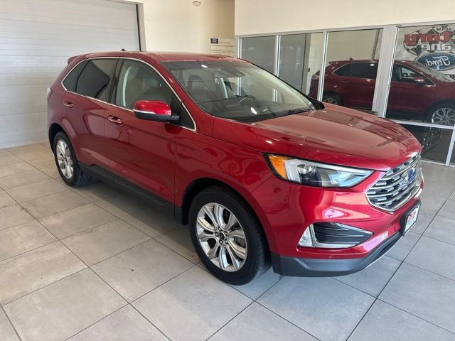 Used 2022 Ford Edge Titanium AWD/4WD image 2
