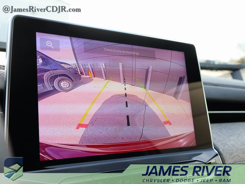 Used 2024 Jeep Compass Sport image 33