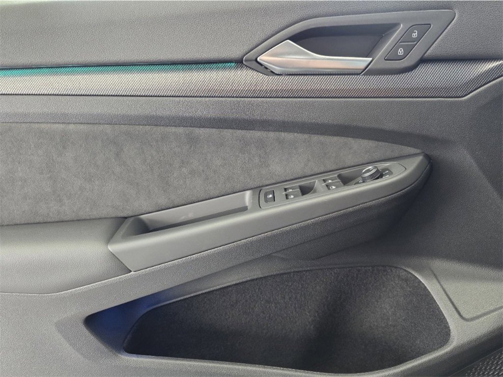 New 2025 Volkswagen GTI SE image 17