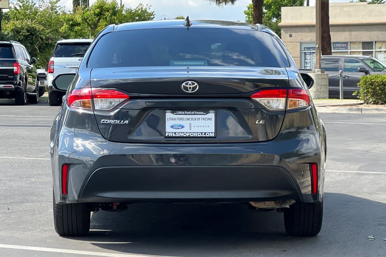 Used 2024 Toyota Corolla LE FWD image 8