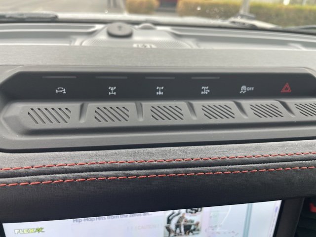 New 2025 Ford Bronco Raptor w/ Interior Carbon Fiber Pack image 17