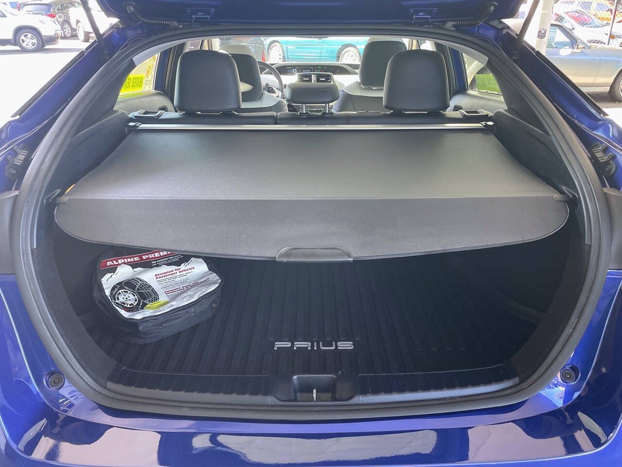 Used 2017 Toyota Prius Four Touring FWD image 27