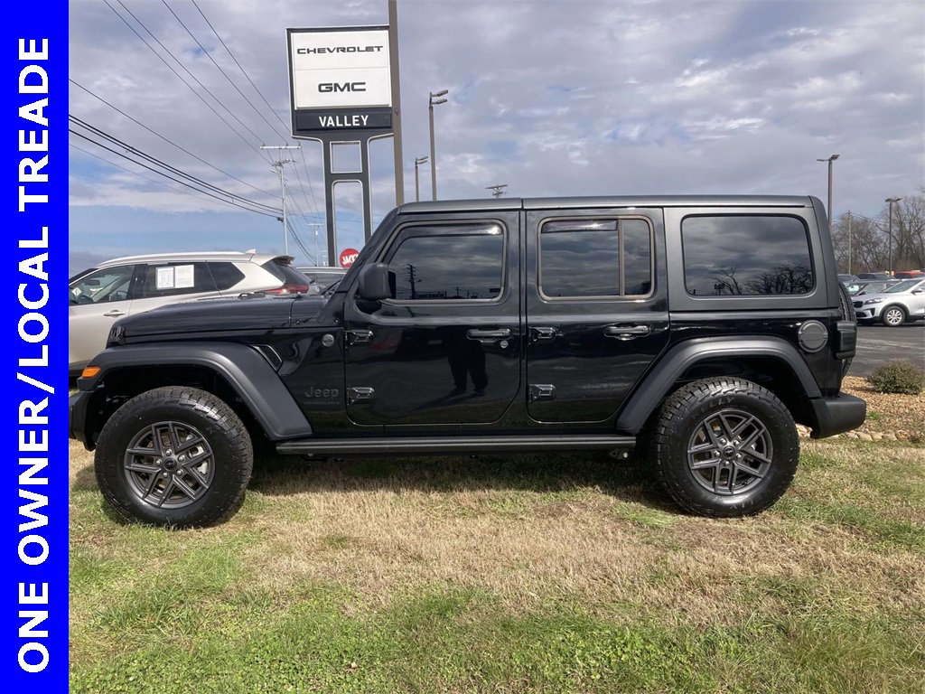 Used 2024 Jeep Wrangler Sport S image 7
