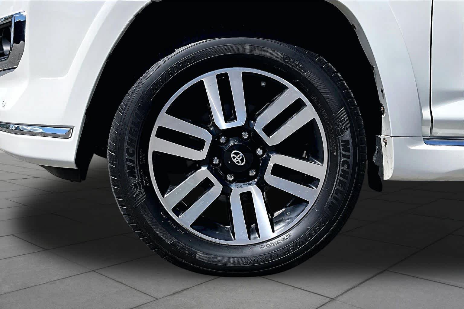 Used 2015 Toyota 4Runner Limited AWD/4WD image 11