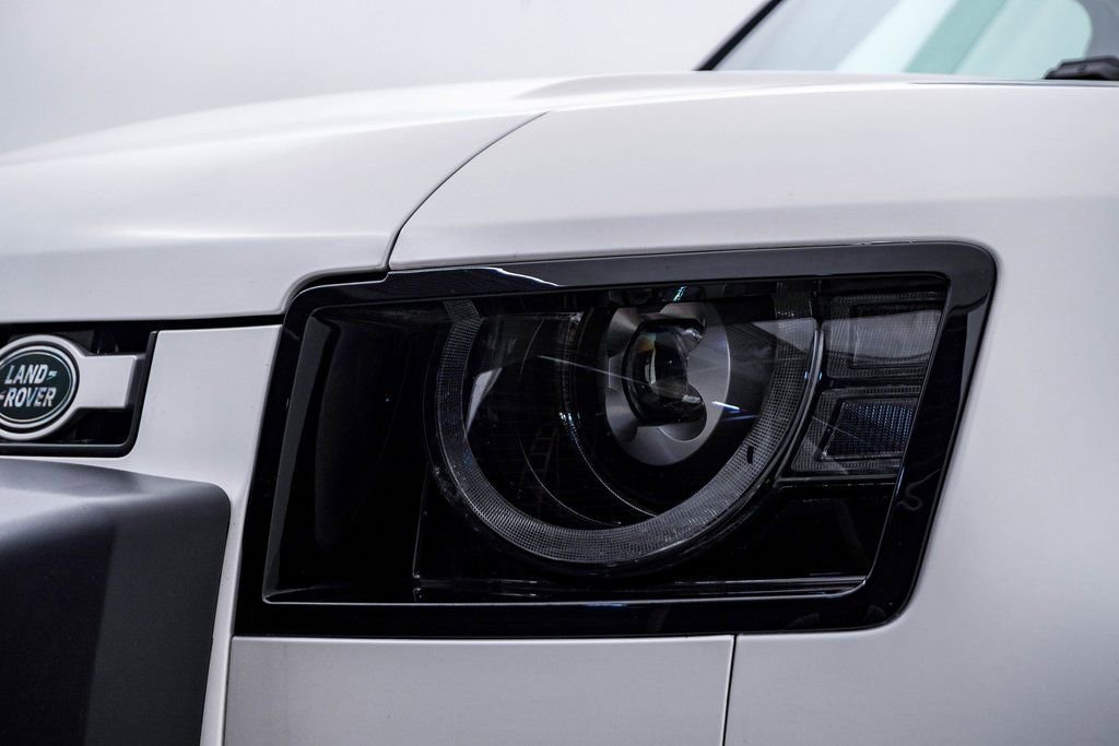 Used 2024 Land Rover Defender 110 S image 7
