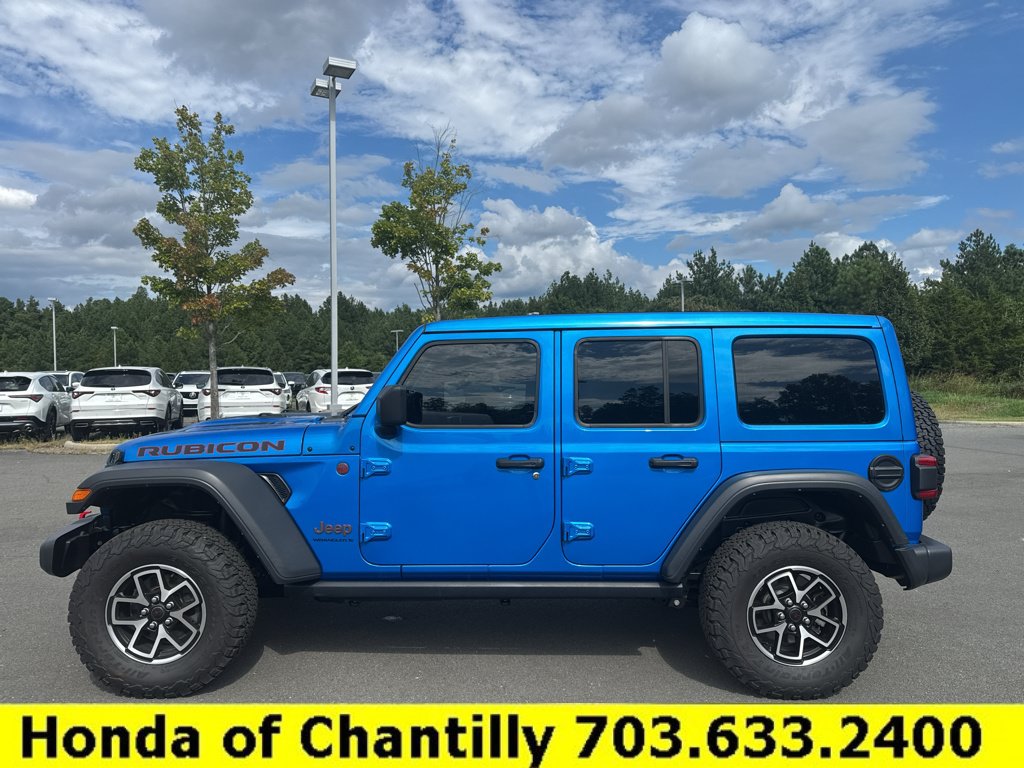 Used 2024 Jeep Wrangler Unlimited Rubicon w/ Safety Group AWD/4WD image 4