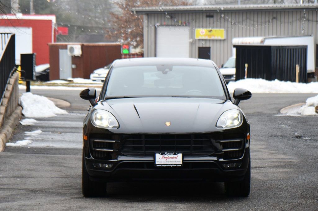 Used 2015 Porsche Macan Turbo image 2