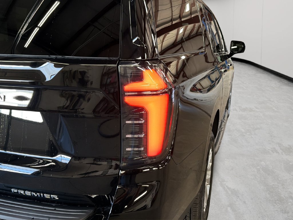 New 2026 Chevrolet Suburban Premier AWD/4WD image 47