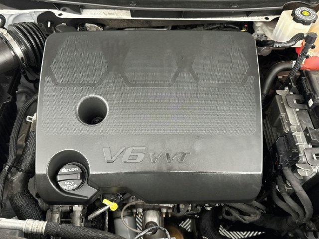 Used 2023 Chevrolet Traverse LT w/ LPO, Cargo Package AWD/4WD image 40
