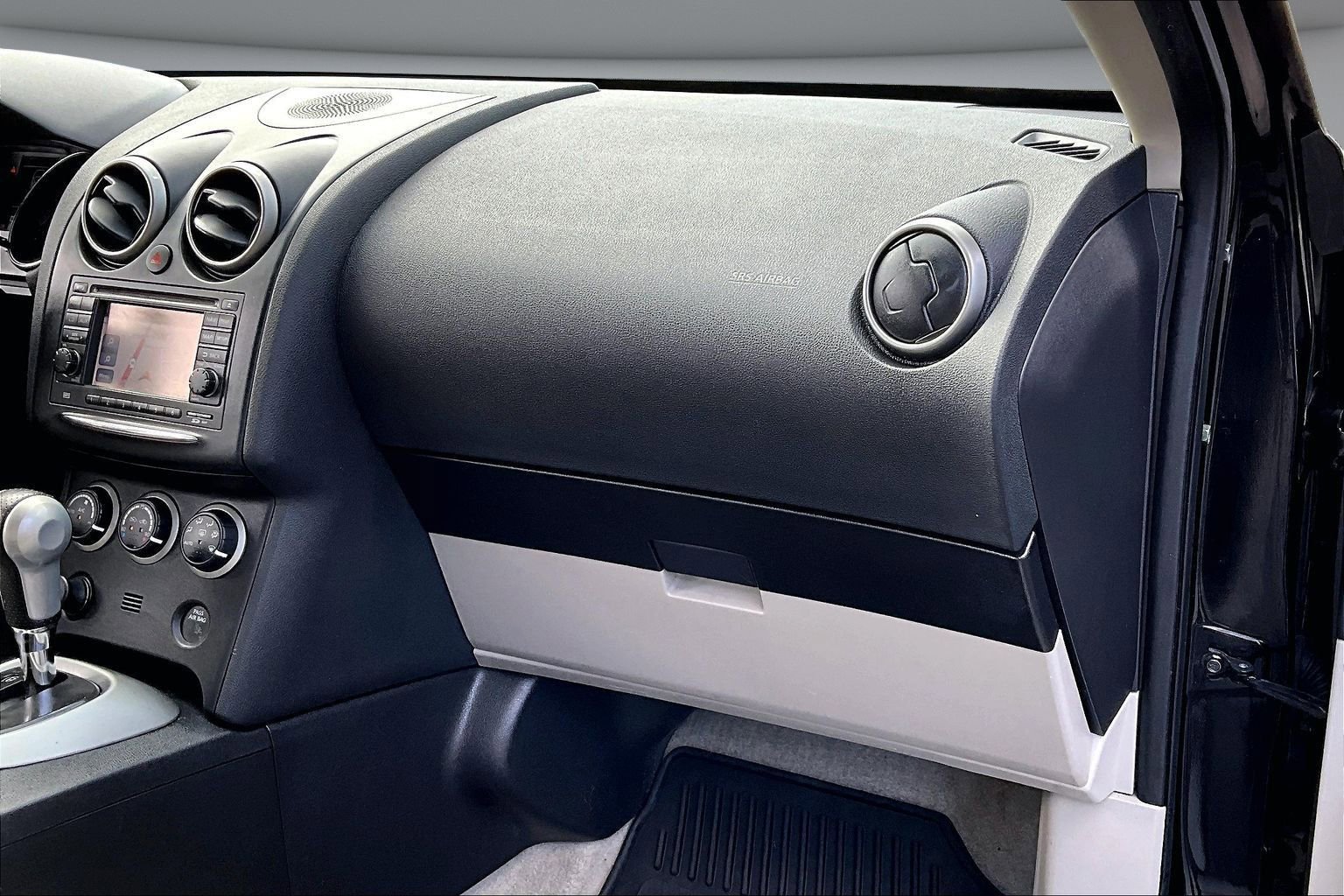 Used 2013 Nissan Rogue SL image 23