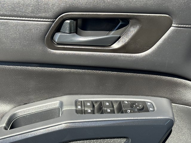Certified 2024 Nissan Pathfinder S FWD image 15
