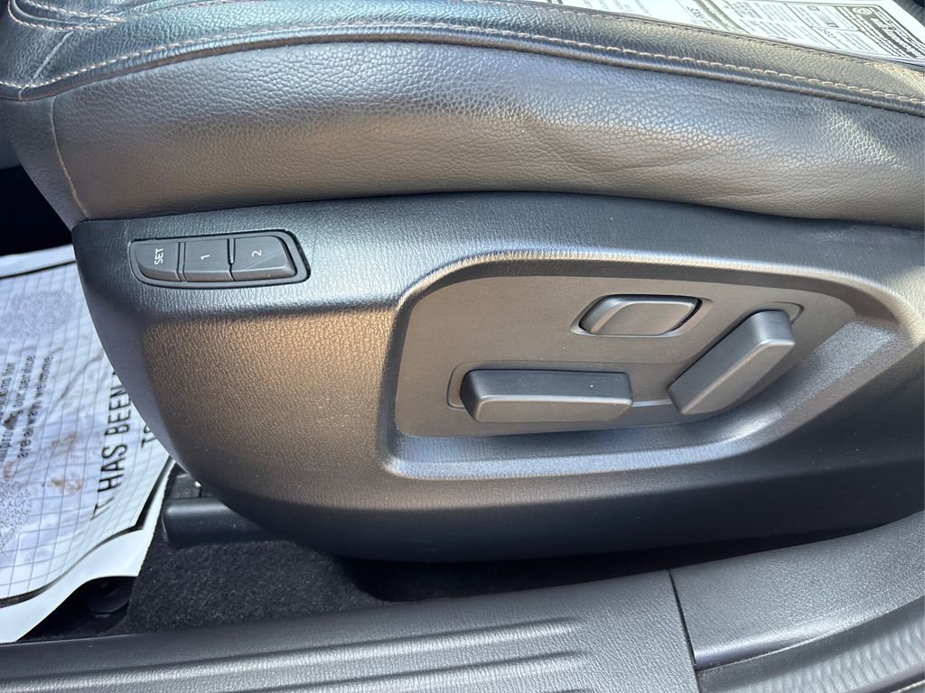 New 2025 Hyundai Santa Fe Calligraphy image 39