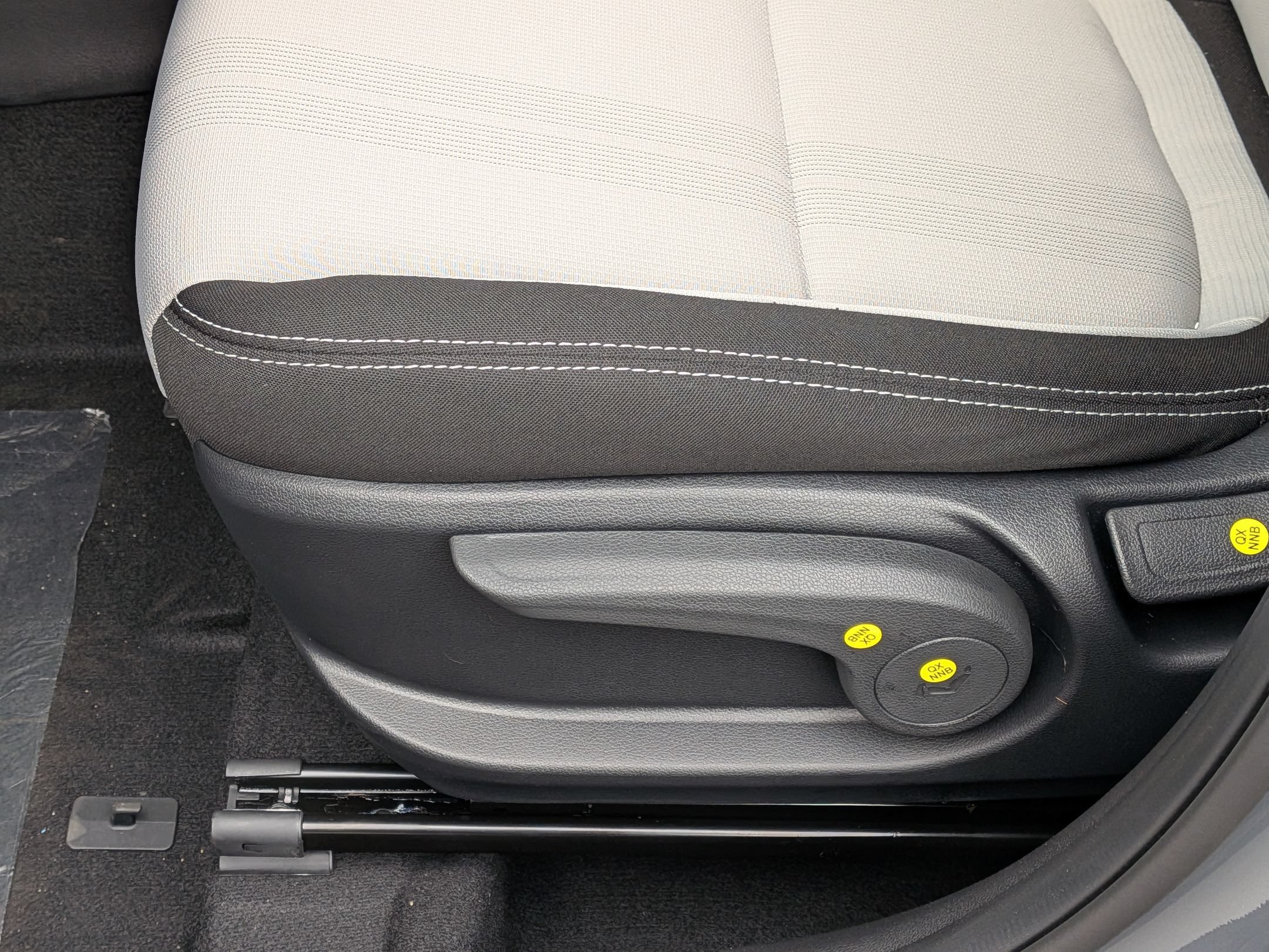 New 2026 Hyundai Venue SEL FWD image 18