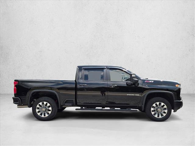 Used 2025 Chevrolet Silverado 2500 Custom w/ Custom Value Package AWD/4WD image 4