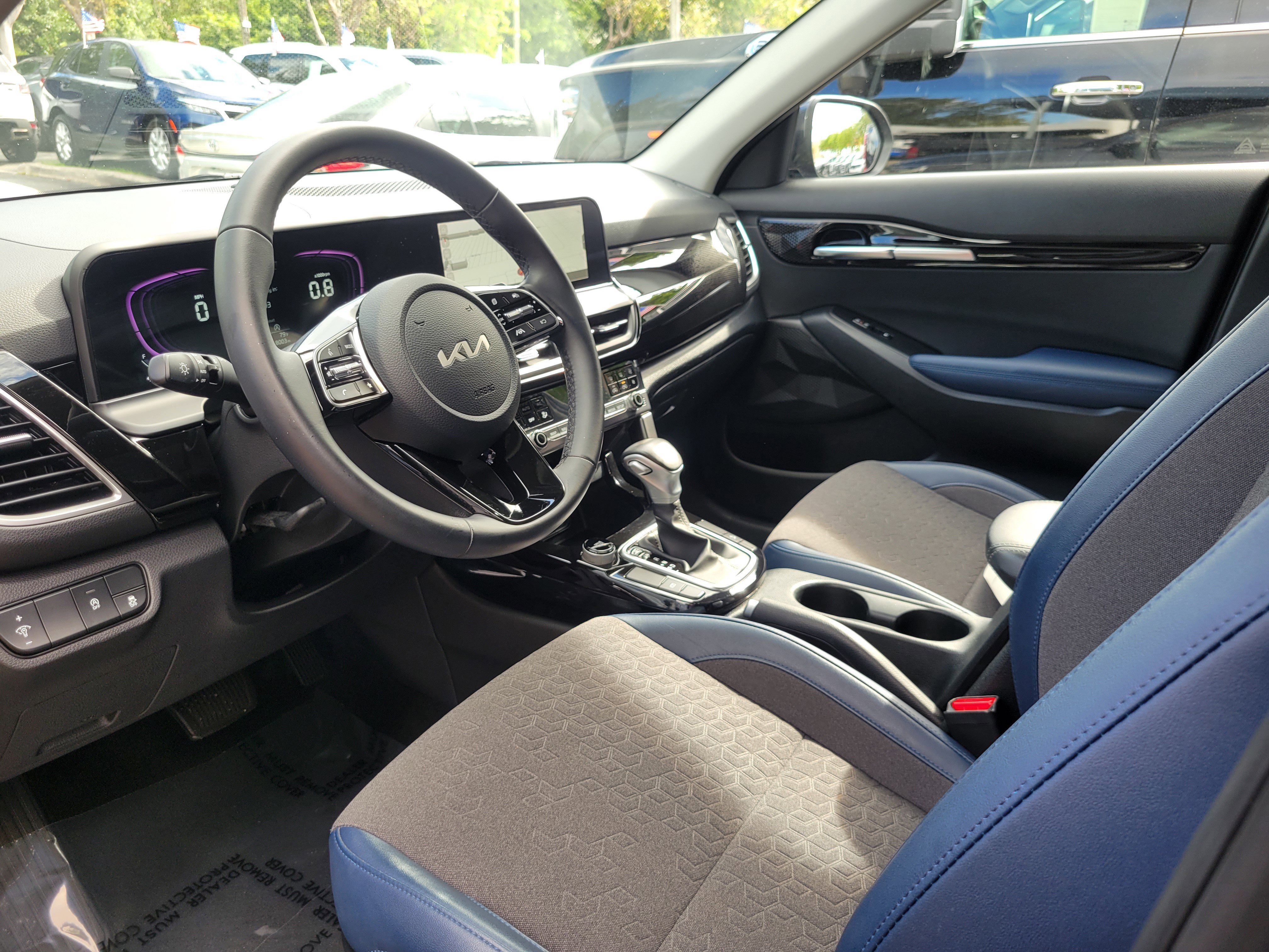 Used 2025 Kia Seltos S FWD image 9