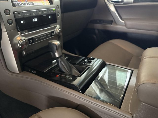 Certified 2020 Lexus GX 460 Premium w/ Premium Package image 19