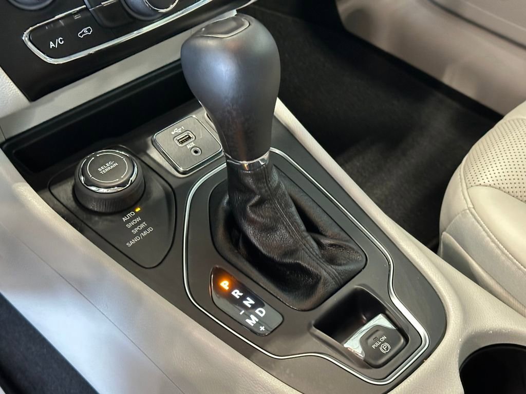 Used 2021 Jeep Cherokee Latitude Lux image 21