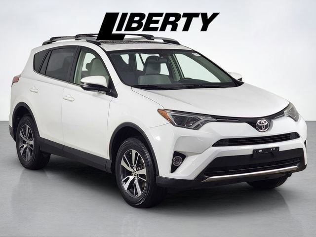 Used 2016 Toyota RAV4 XLE image 1
