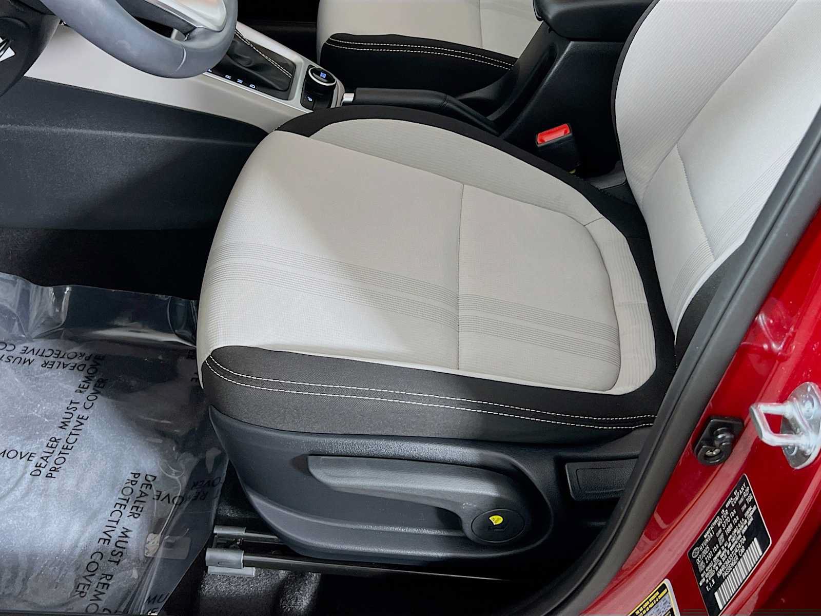 Certified 2026 Hyundai Venue SEL FWD image 20