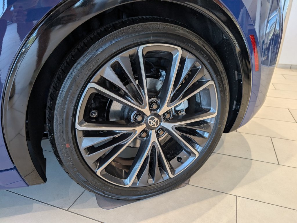 New 2027 Toyota Prius XLE FWD image 29