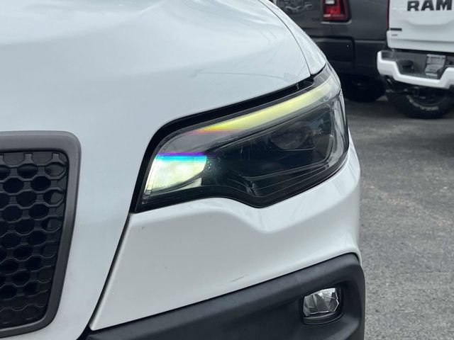 Used 2022 Jeep Cherokee Trailhawk w/ Trailer Tow Group AWD/4WD image 9
