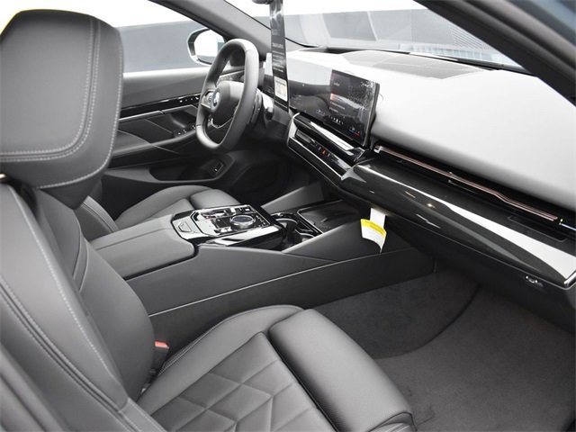 New 2024 BMW 530i w/ Premium Package image 14