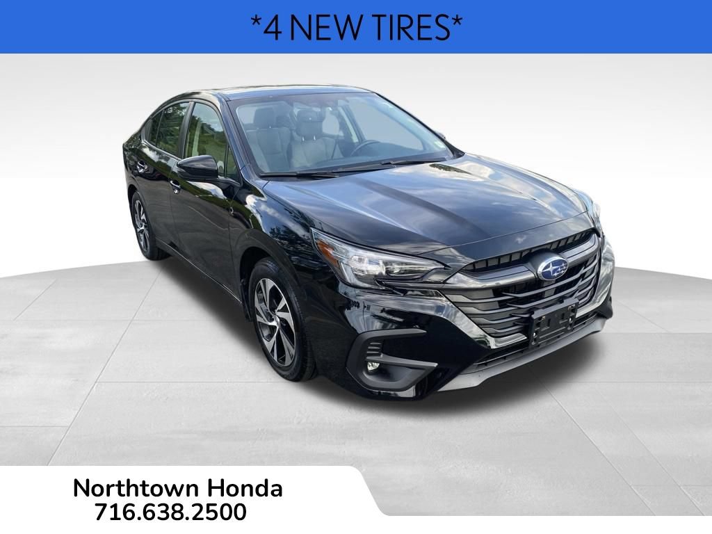 Used 2024 Subaru Legacy Premium AWD/4WD image 2