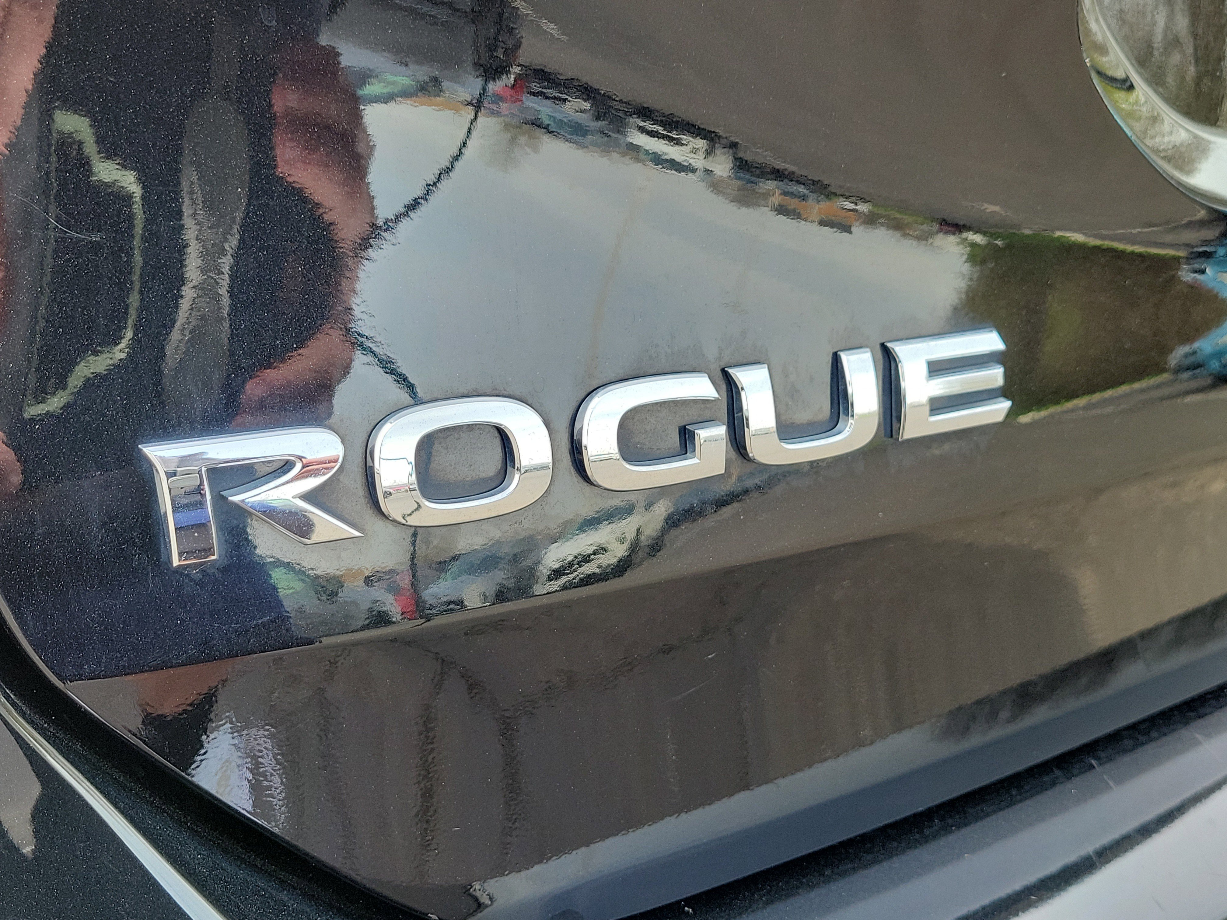 Used 2020 Nissan Rogue S image 7