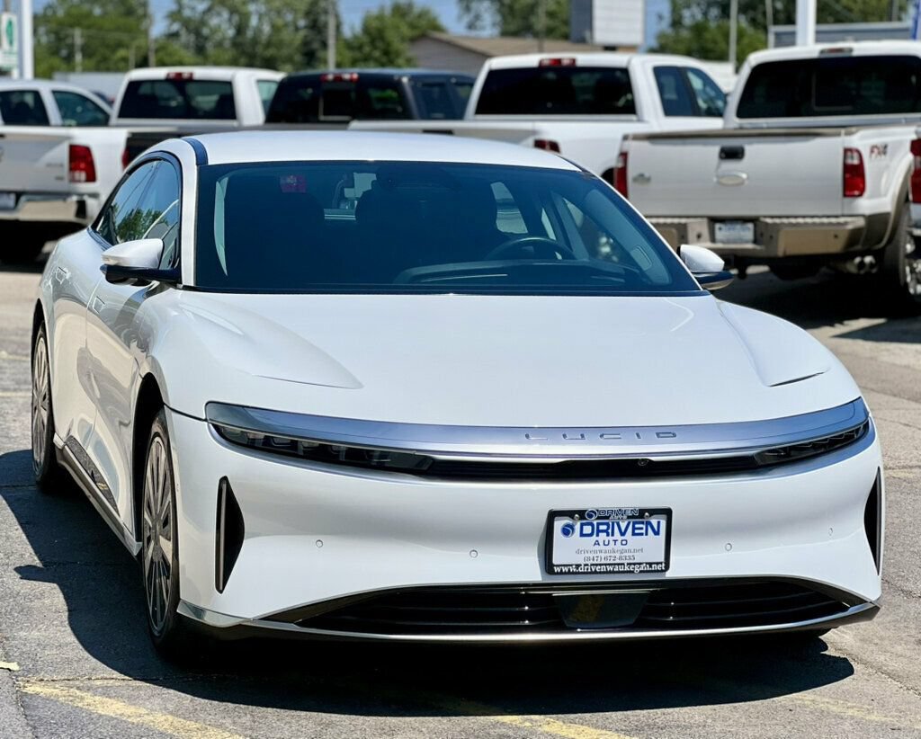 Used 2025 Lucid Air Pure RWD image 6