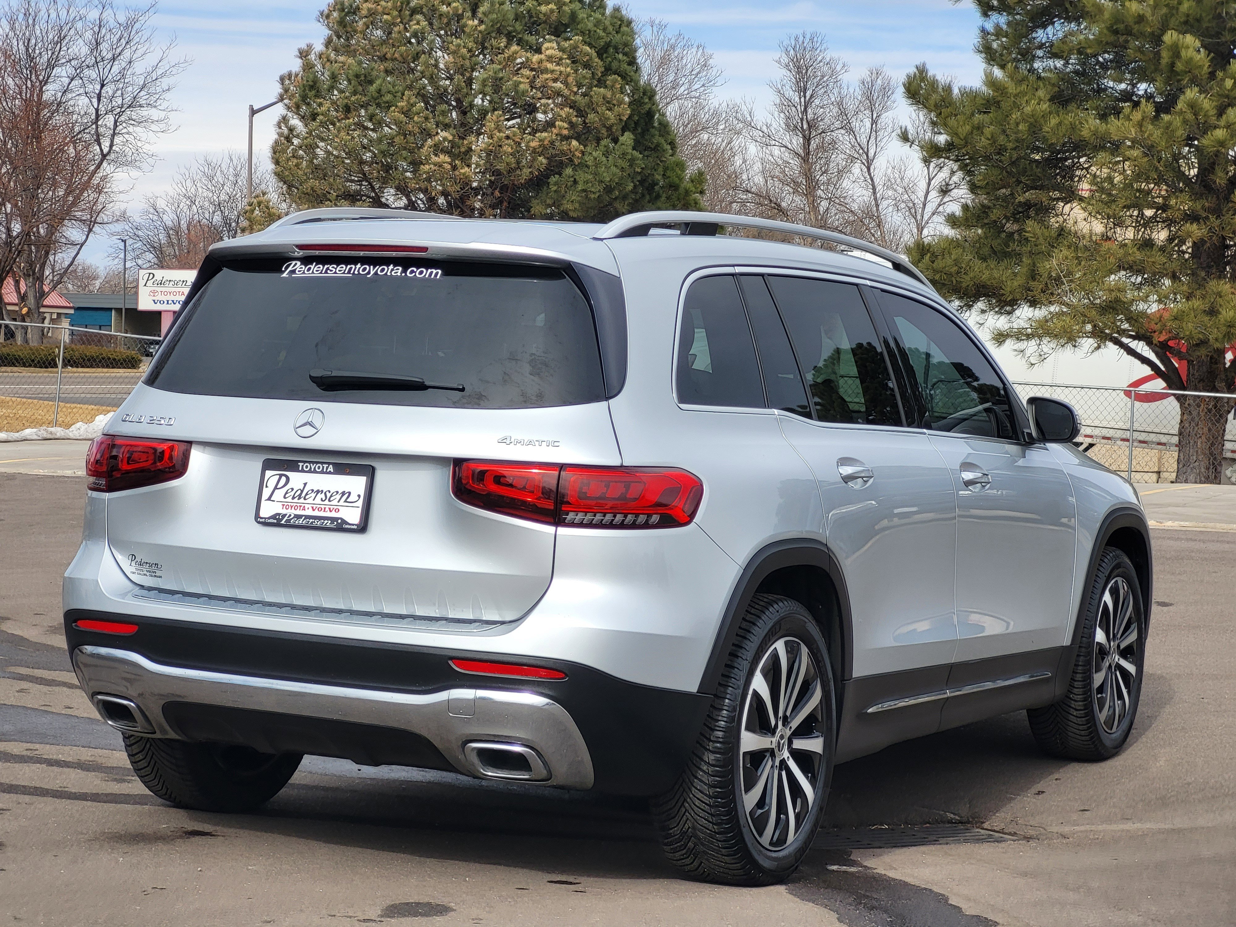 Used 2021 Mercedes-Benz GLB 250 GLB 250 image 3