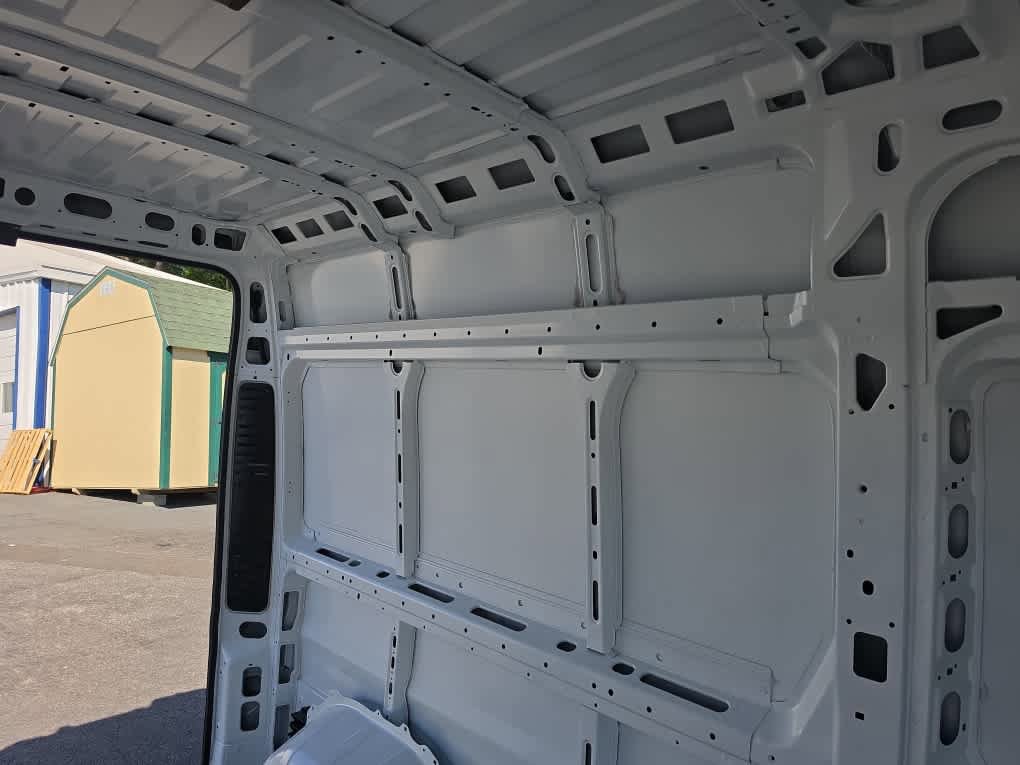Used 2026 RAM ProMaster 2500 w/ Convenience Group FWD image 33