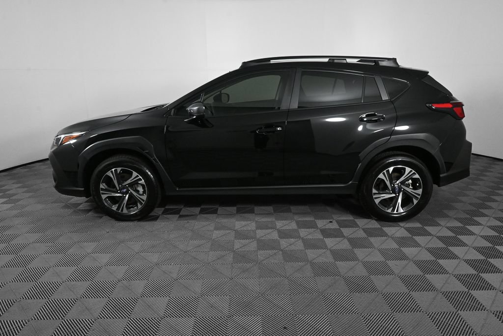 Used 2026 Subaru Crosstrek 2.5i Premium AWD/4WD image 3