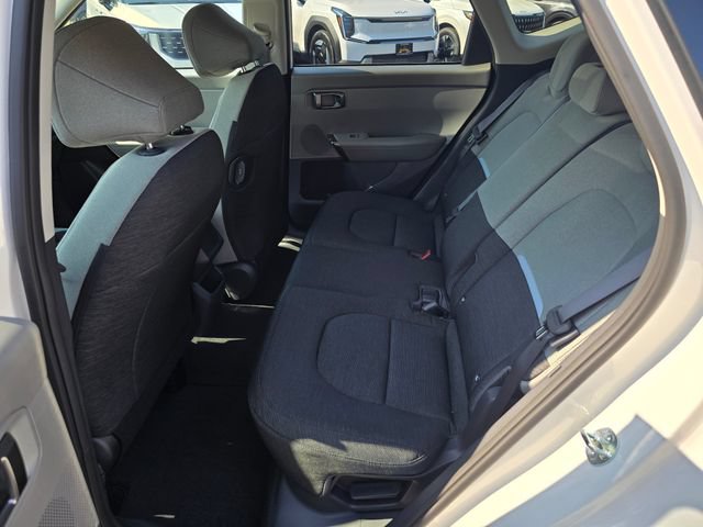 New 2027 Kia Seltos LX AWD/4WD image 15