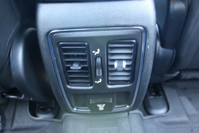 Used 2021 Jeep Grand Cherokee Laredo X image 27