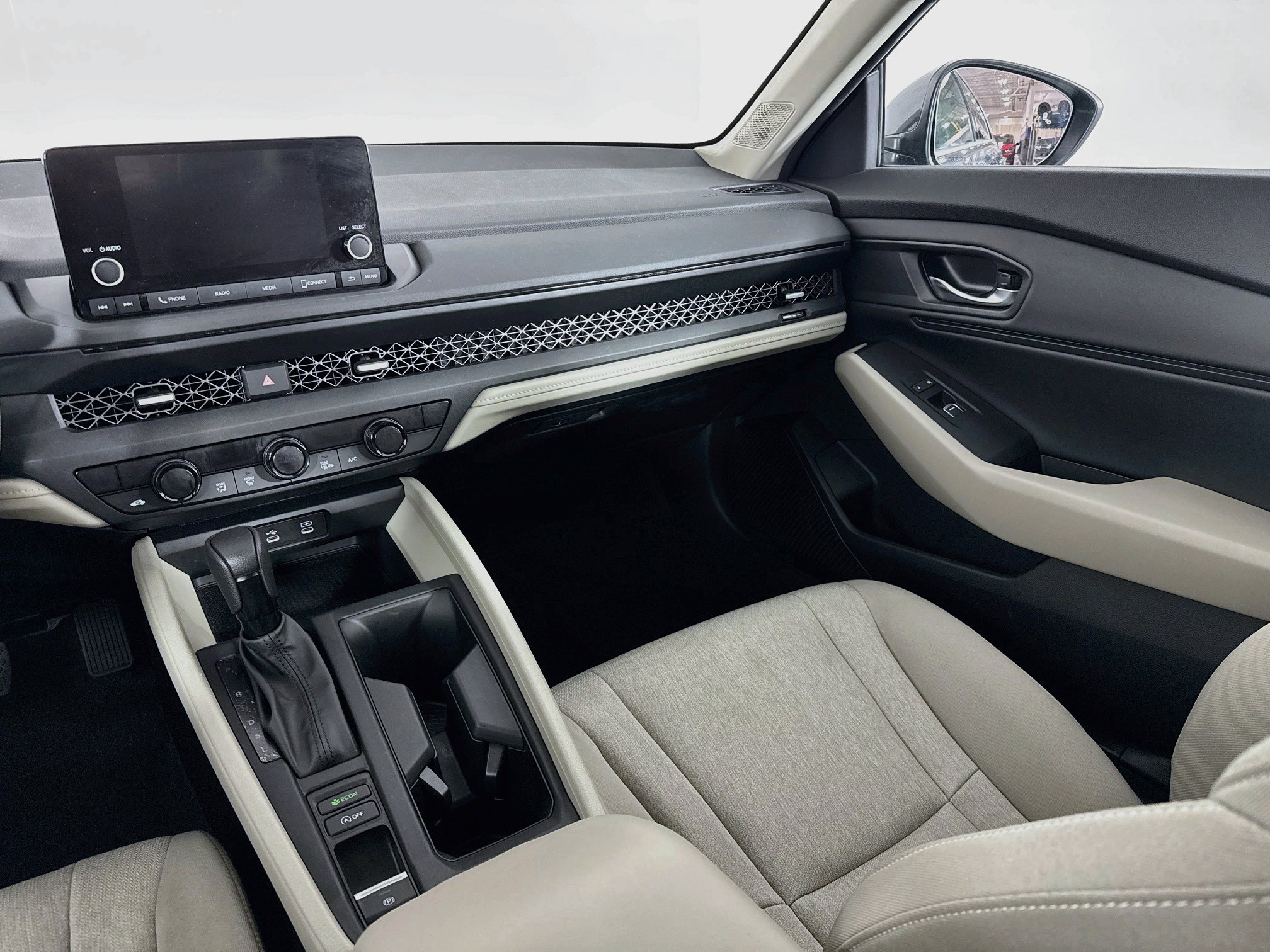Certified 2024 Honda Accord EX image 23