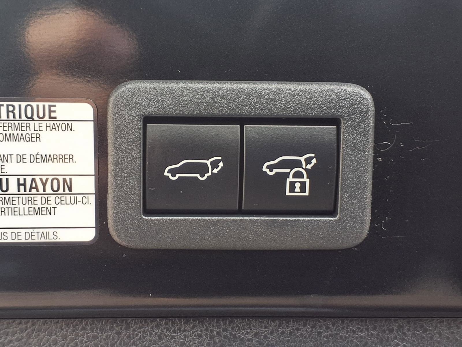 Used 2023 Toyota Corolla Cross XSE w/ Convenience Package AWD/4WD image 26