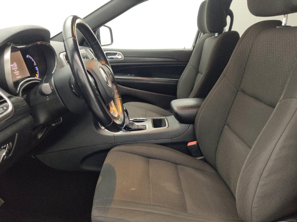 Used 2020 Jeep Grand Cherokee Laredo AWD/4WD image 17