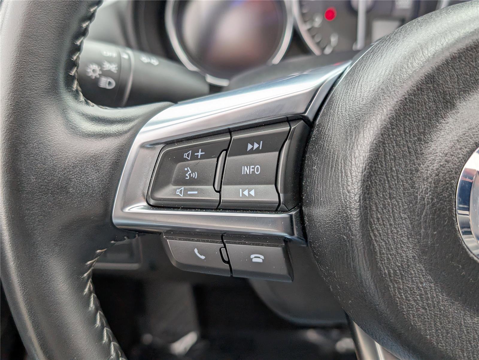 Used 2021 MAZDA MX-5 Miata Club image 19