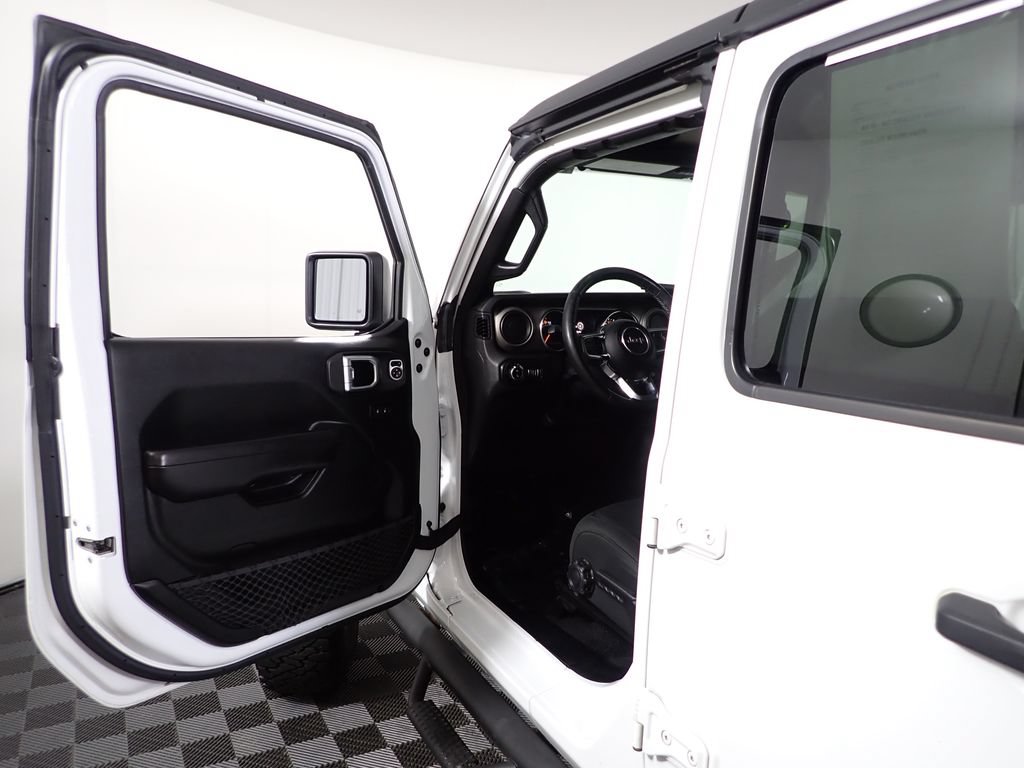 Used 2020 Jeep Gladiator Sport w/ Quick Order Package 24S AWD/4WD image 19