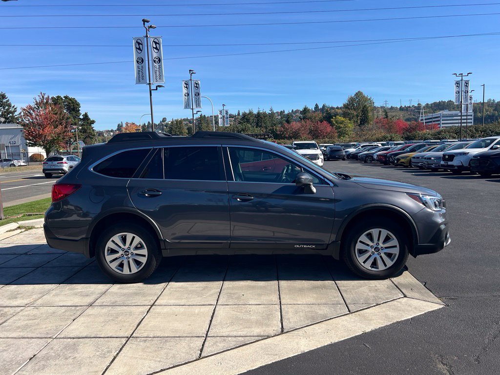 Used 2019 Subaru Outback 2.5i Premium w/ Protection Package #1 AWD/4WD image 4