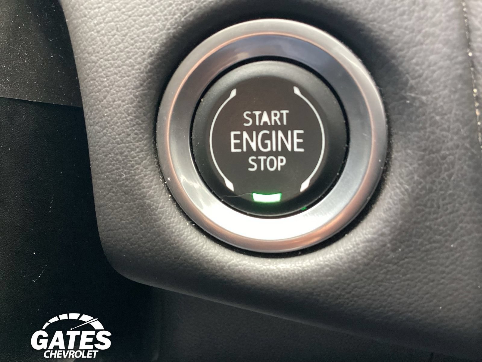 Used 2024 Chevrolet Tahoe Premier AWD/4WD image 24
