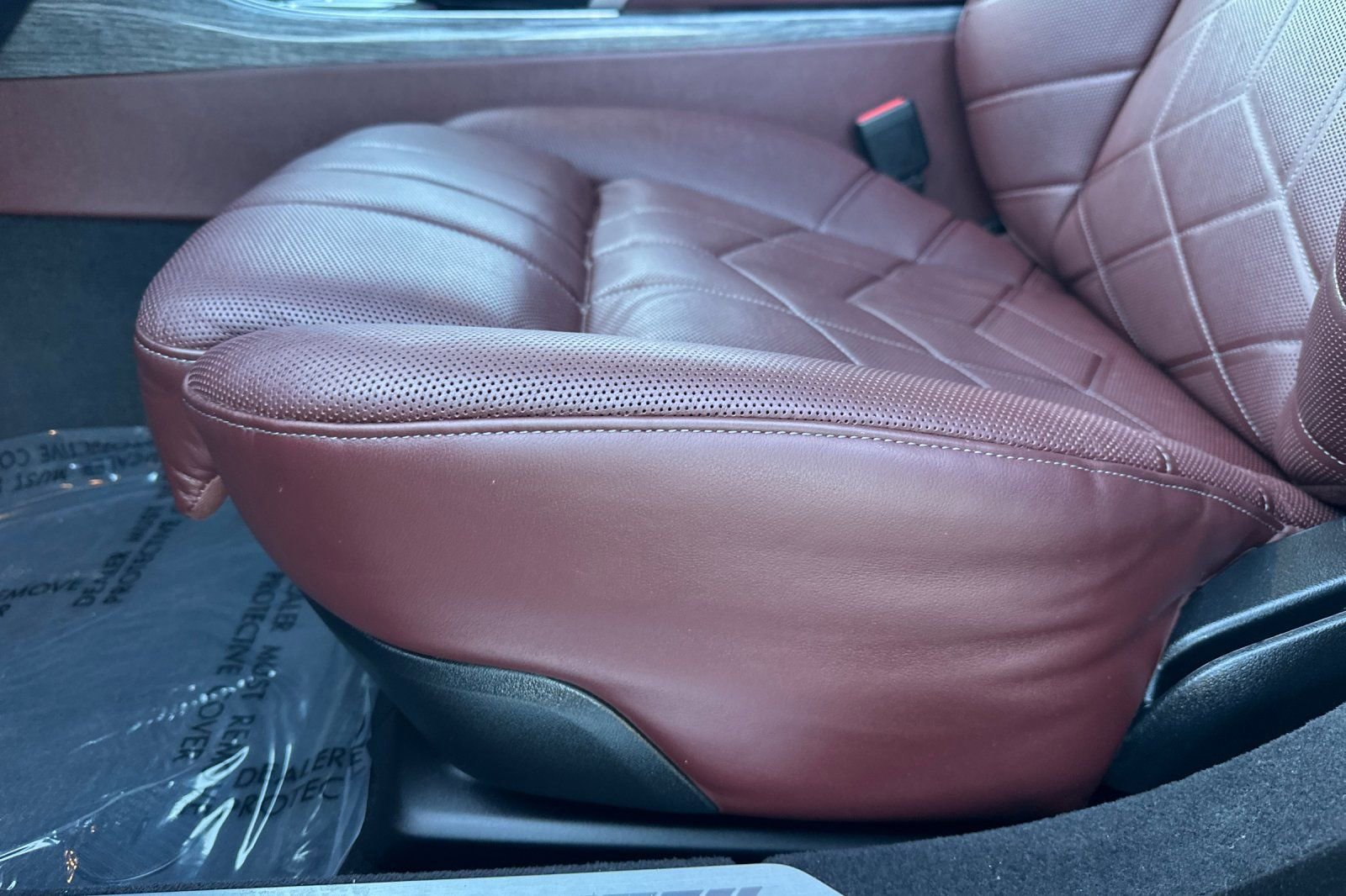Used 2025 BMW 740i RWD image 13