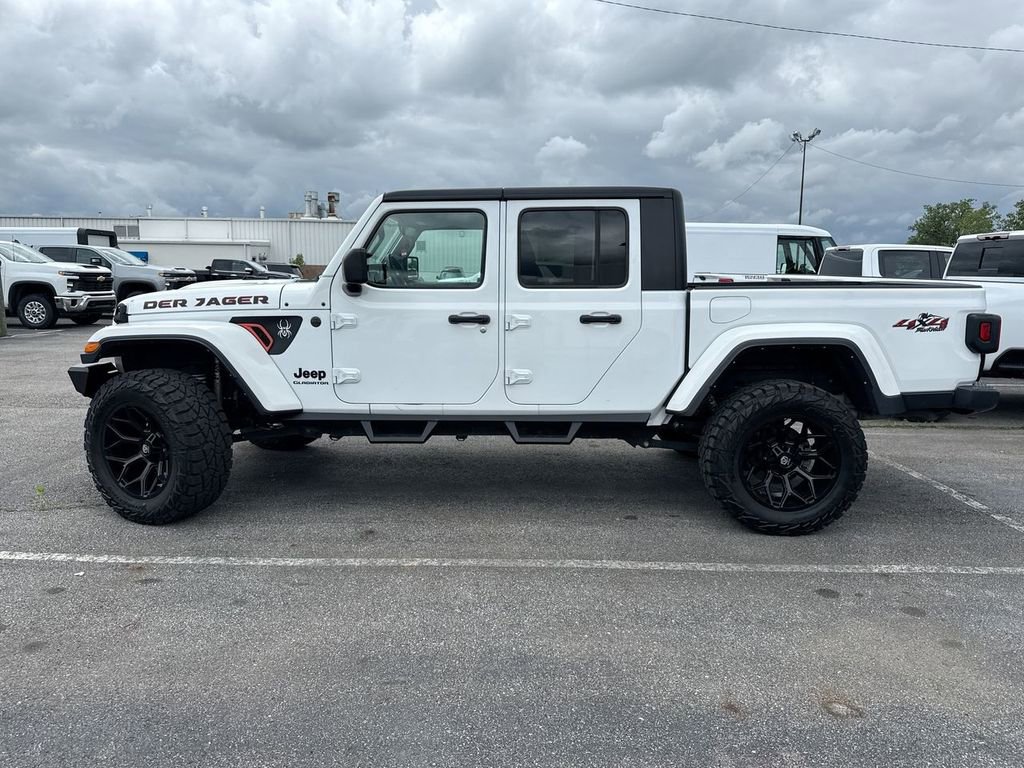 Used 2022 Jeep Gladiator Sport AWD/4WD image 2
