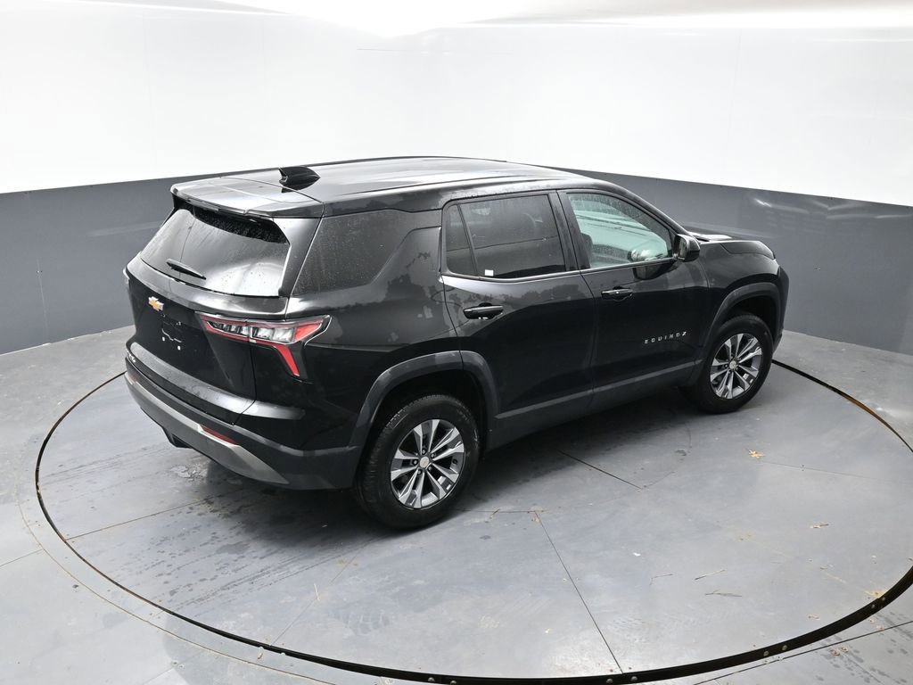 Used 2025 Chevrolet Equinox LT FWD image 14