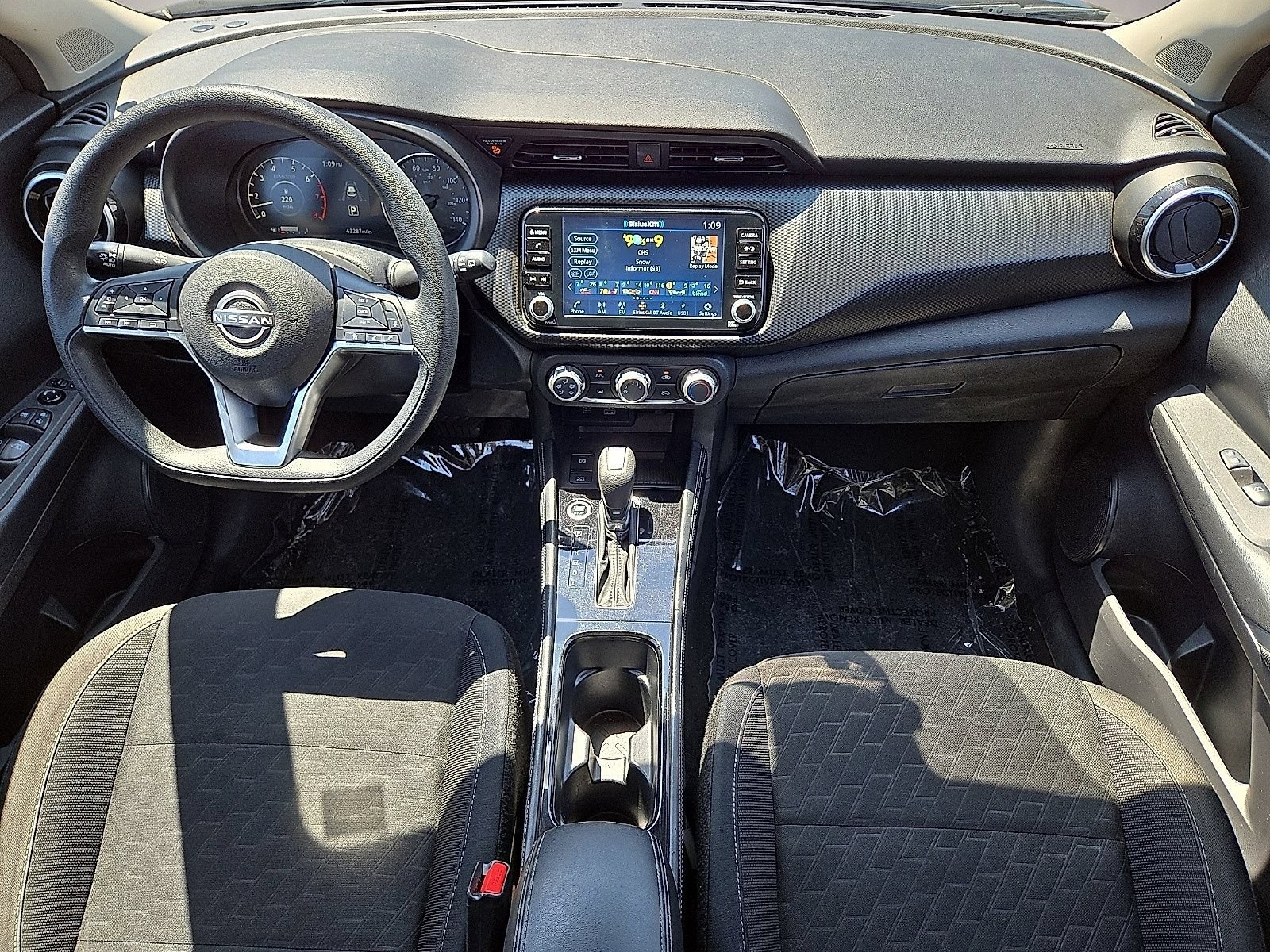 Used 2024 Nissan Kicks SV FWD image 17
