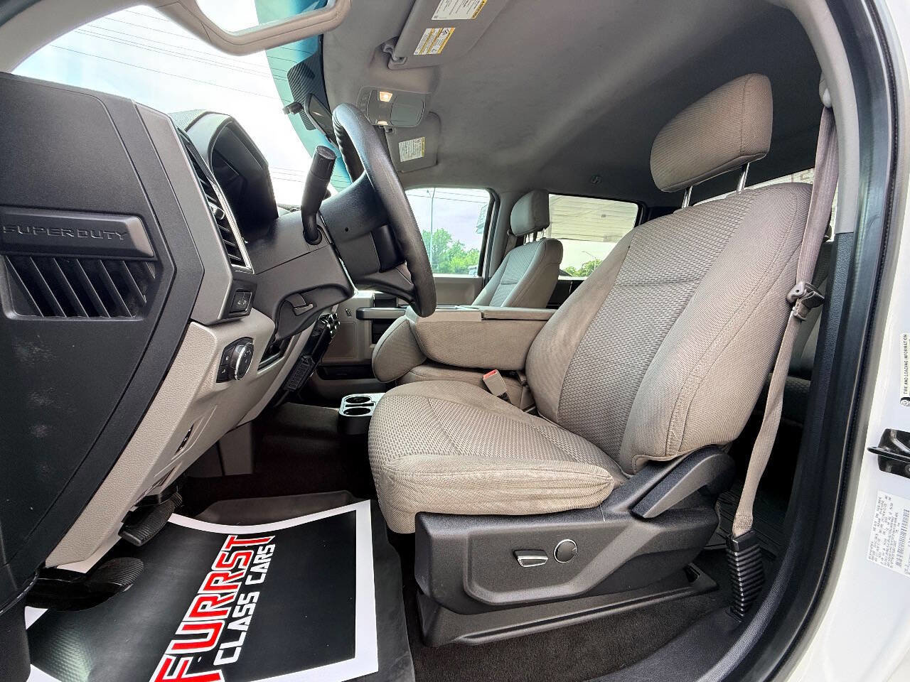 Used 2018 Ford F250 XLT w/ XLT Value Package image 21