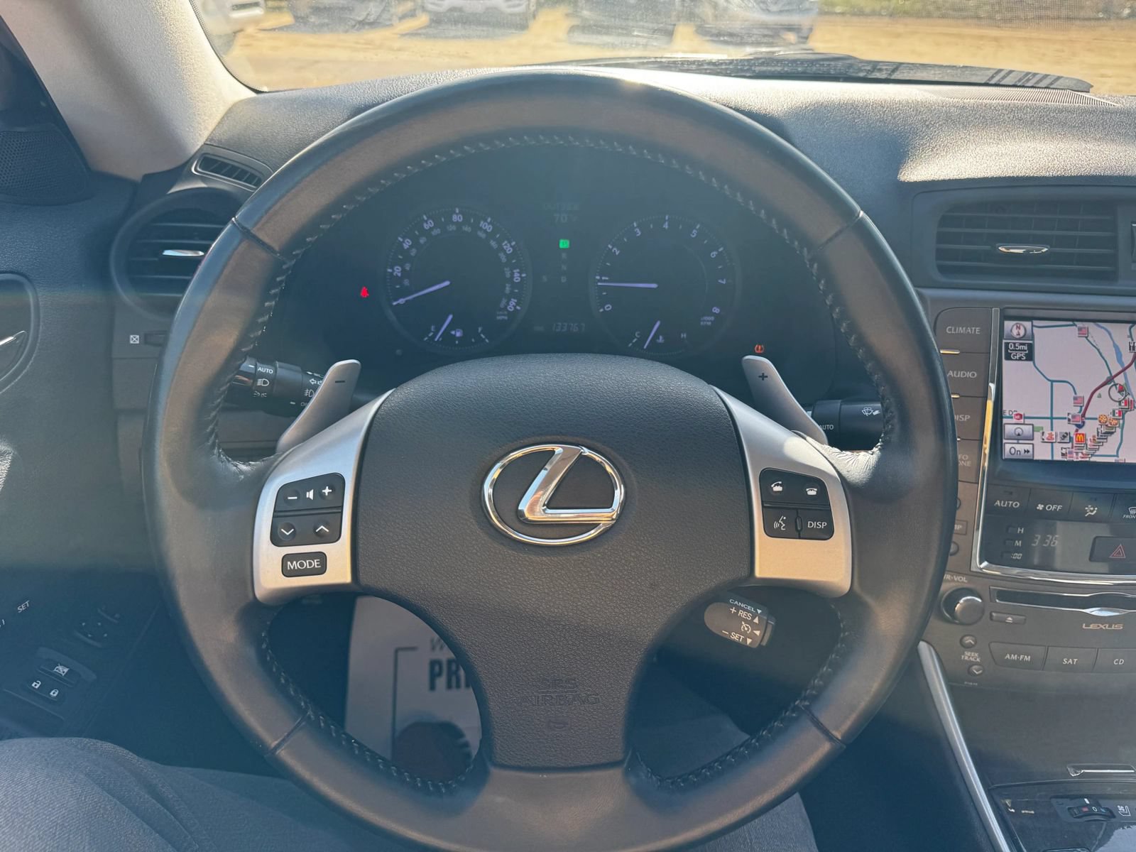 Used 2012 Lexus IS 350C w/ Luxury Pkg RWD image 12