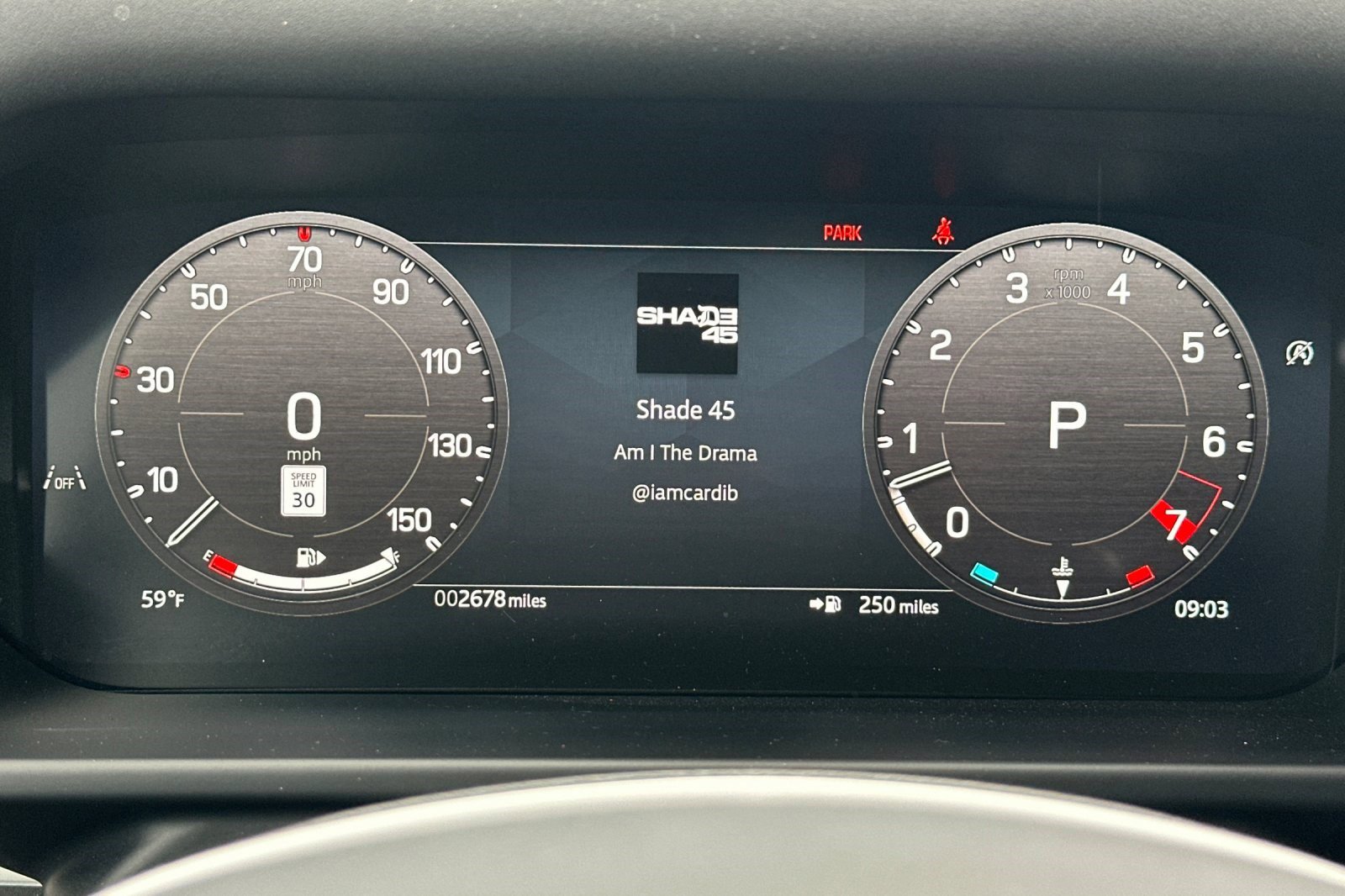 Used 2025 Land Rover Defender 130 S image 19