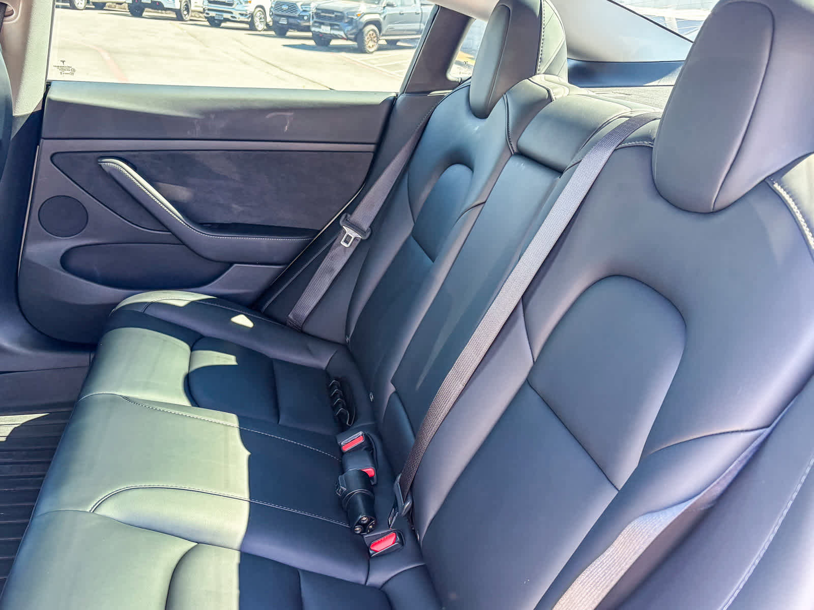 Used 2022 Tesla Model 3 image 17